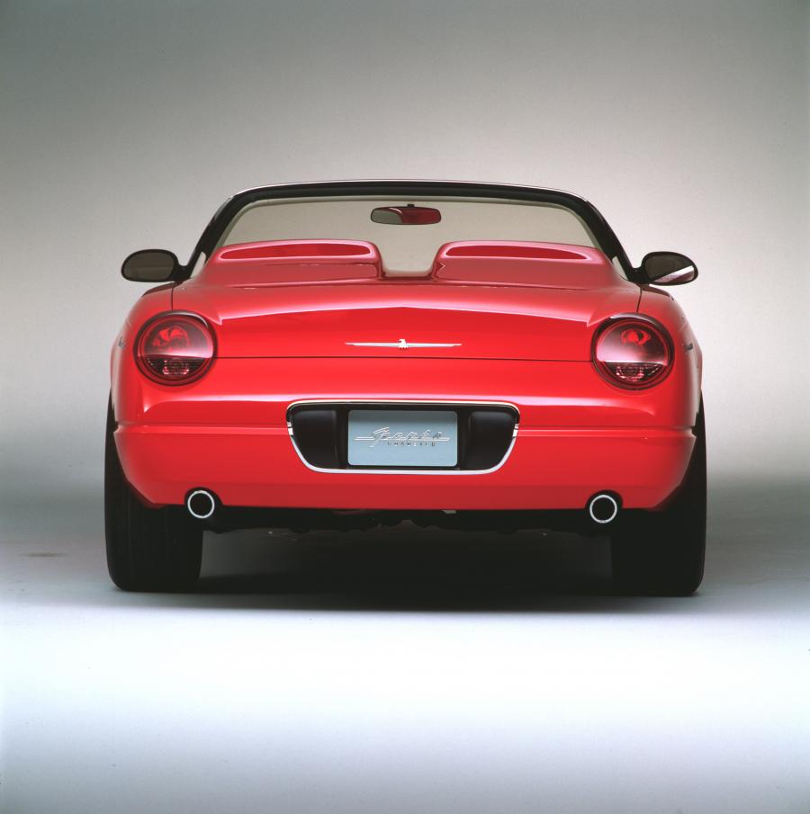  Ford Thunderbird Sports Roadster Concept 2001 года  (фото 22 из 34)